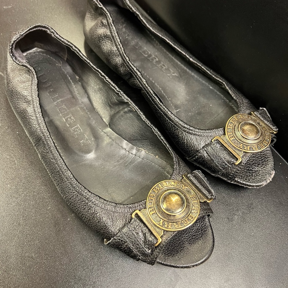 BURBERRY LEATHER WOMANS BLACK FLAT BALLERINA SHOES Peekaboo Toe SIZE 40 Sz 10